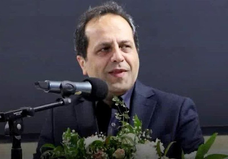 اردبیل؛ ضرورت فرآوری کود مرغی پیش از مصرف در مزارع و باغ ها